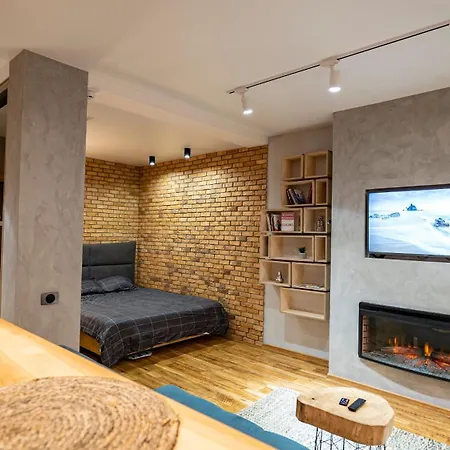 Loft Near Smart Plaza Polytech, Center Διαμέρισμα Κίεβο